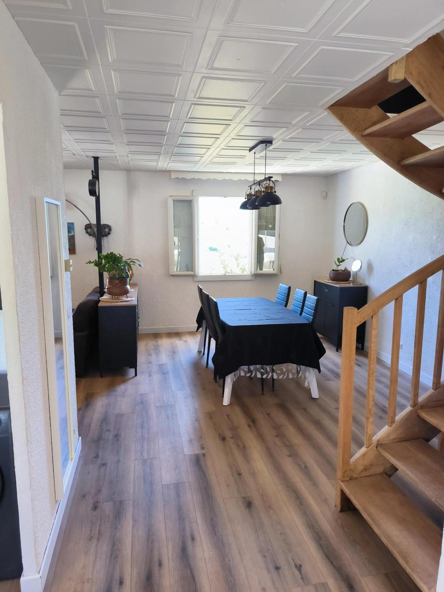Hébergement de vacances Maison Chaleureuse A Avec Vue Sur Le Jardin