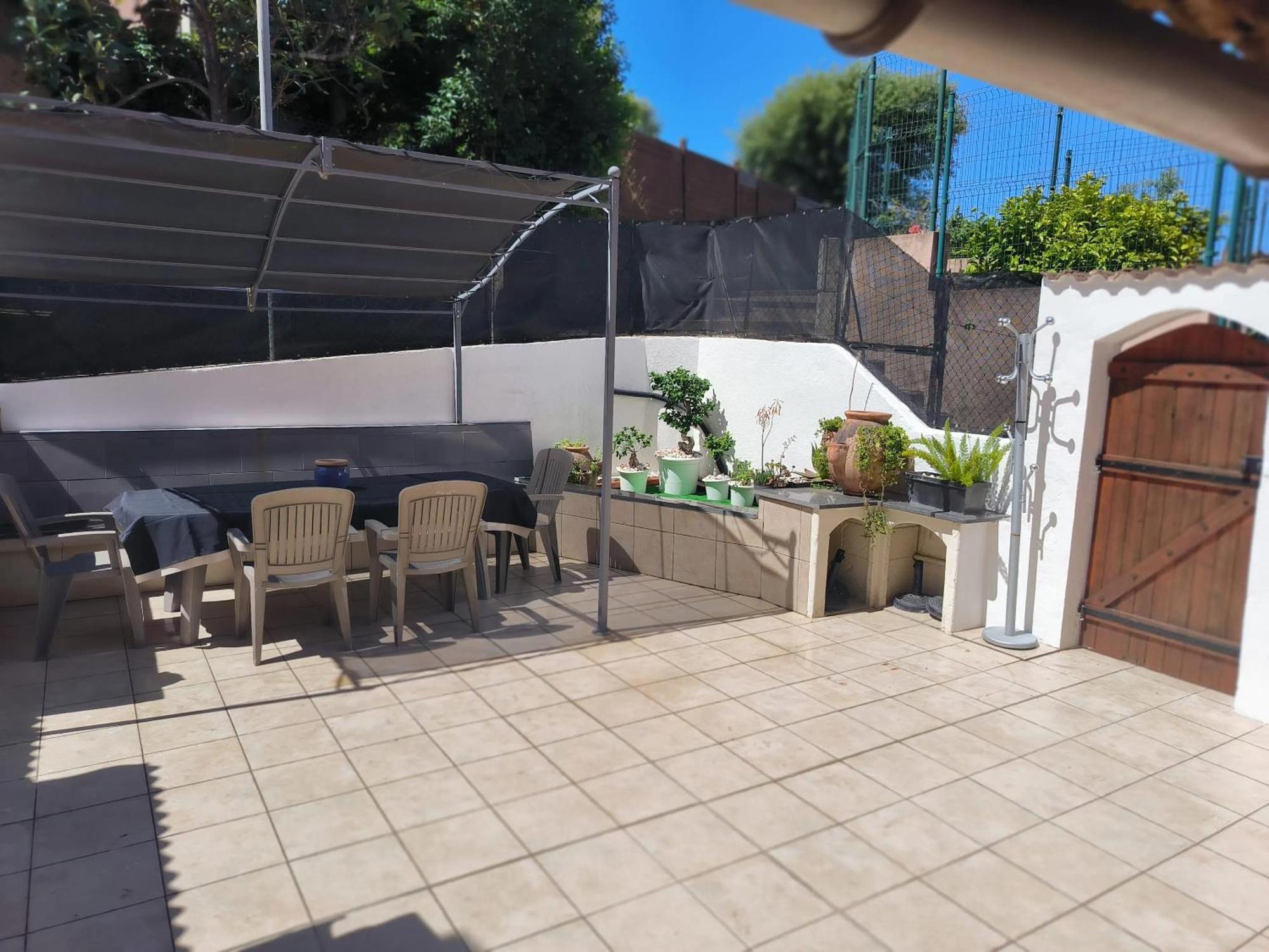 Maison Chaleureuse A Avec Vue Sur Le Jardin *