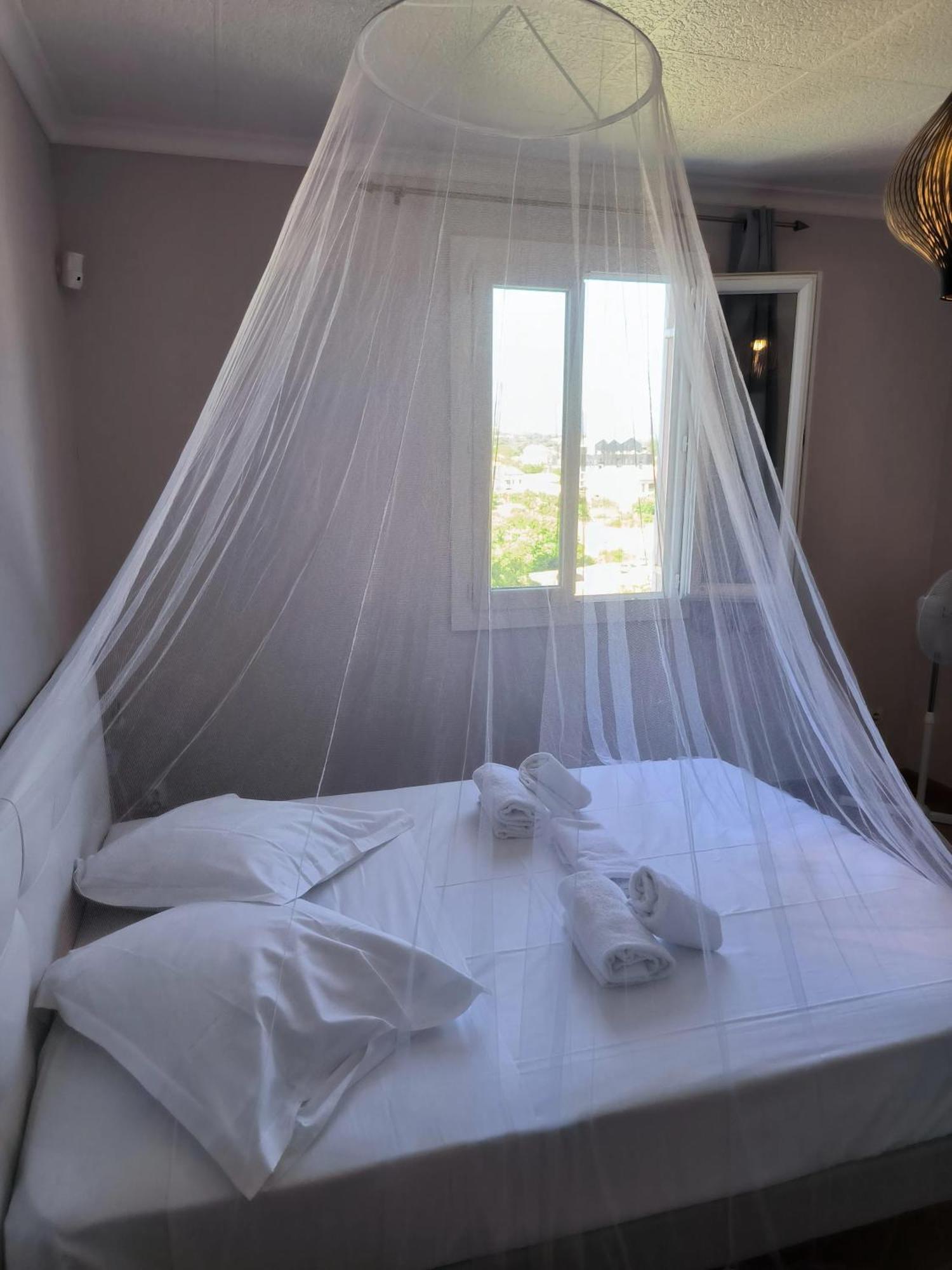 Maison Chaleureuse A Avec Vue Sur Le Jardin * Ajaccio (Corsica)
